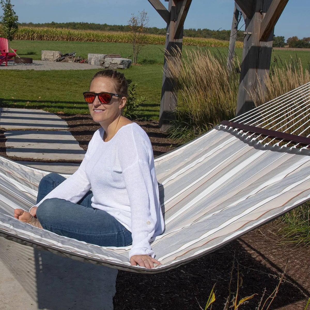 Dove Quilted Hammock D6220