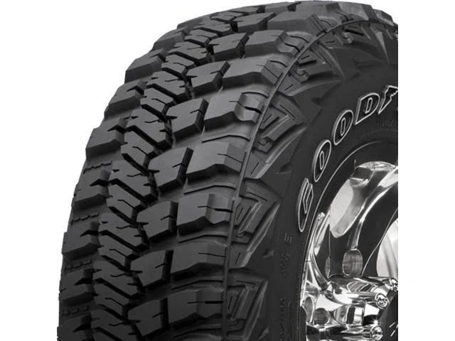 LT315/70R17 Tire with Kevlar Y627106