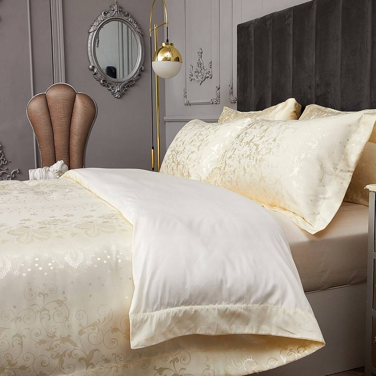 Queen Size 6 Piece Jacquard Duvet Cover Set M69882