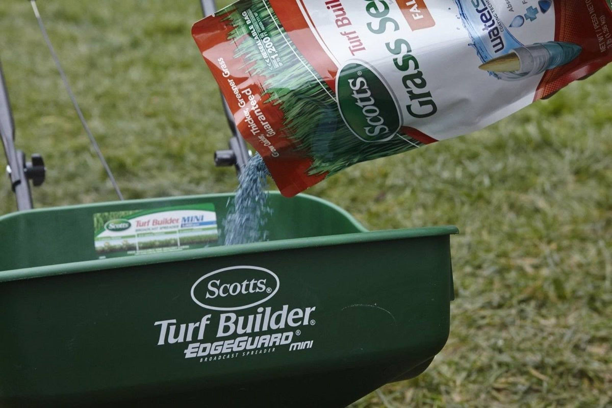 15 Pound Grass Seed D47737
