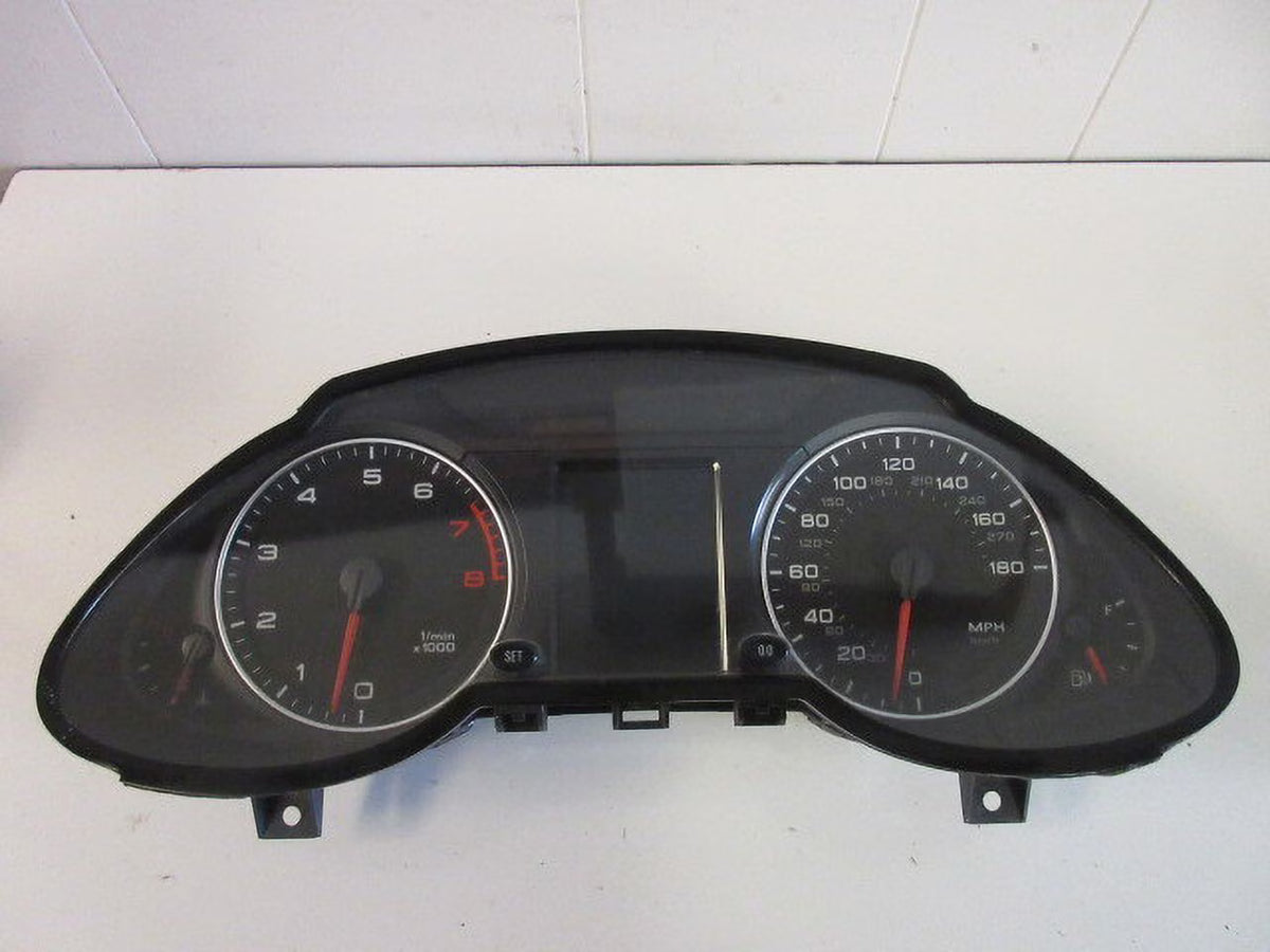 Audi Q5 Speedometer A8891