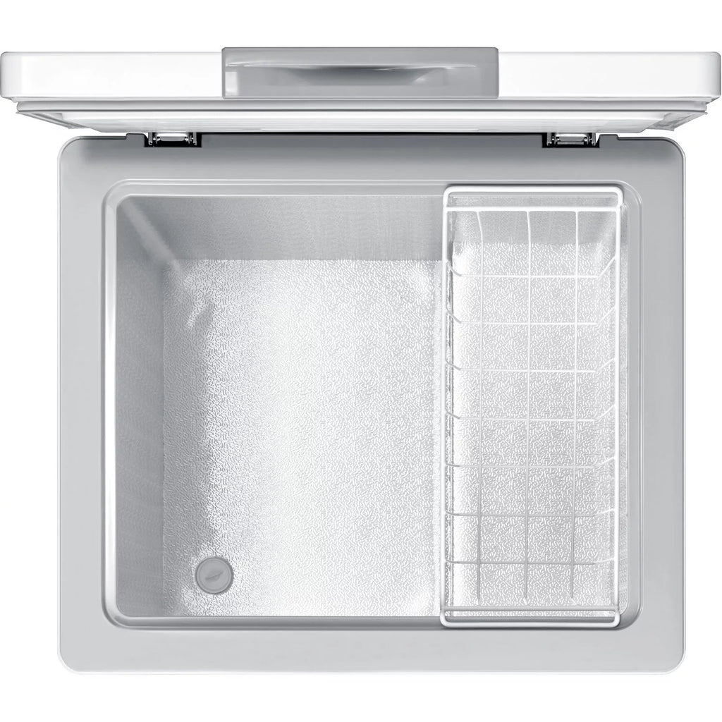 5.0-Cu. Ft. Chest Freezer White Z656625
